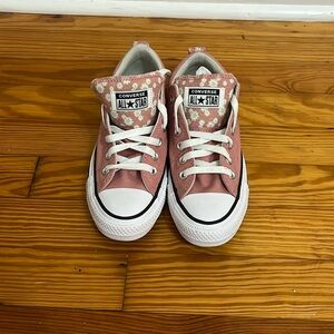 Converse. Pink. Size 7